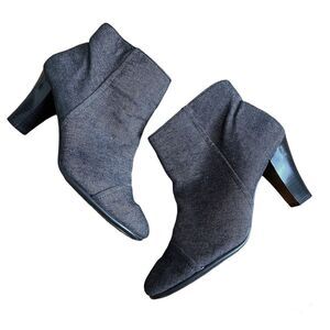 3/$15 Aerosole Scrole Book Black Denim Ankle Boots 10M
